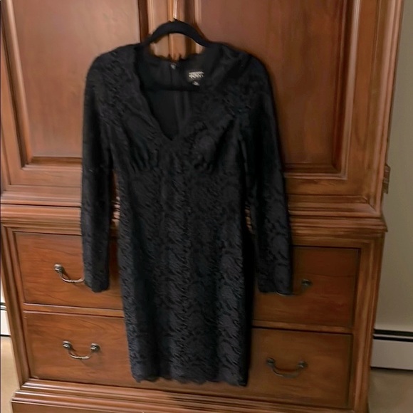 Adrianna Papell Dresses & Skirts - Adrianna Papell Elegant Black Lace Dress/Size 4P